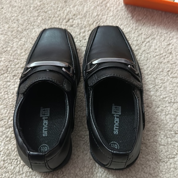 Toddlers Dress Shoes - Picture 5 of 5